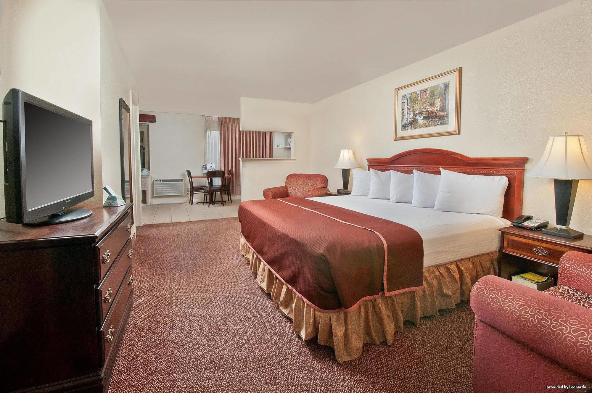 Best Western Near Lackland Afb Seaworld San Antonio Oda fotoğraf
