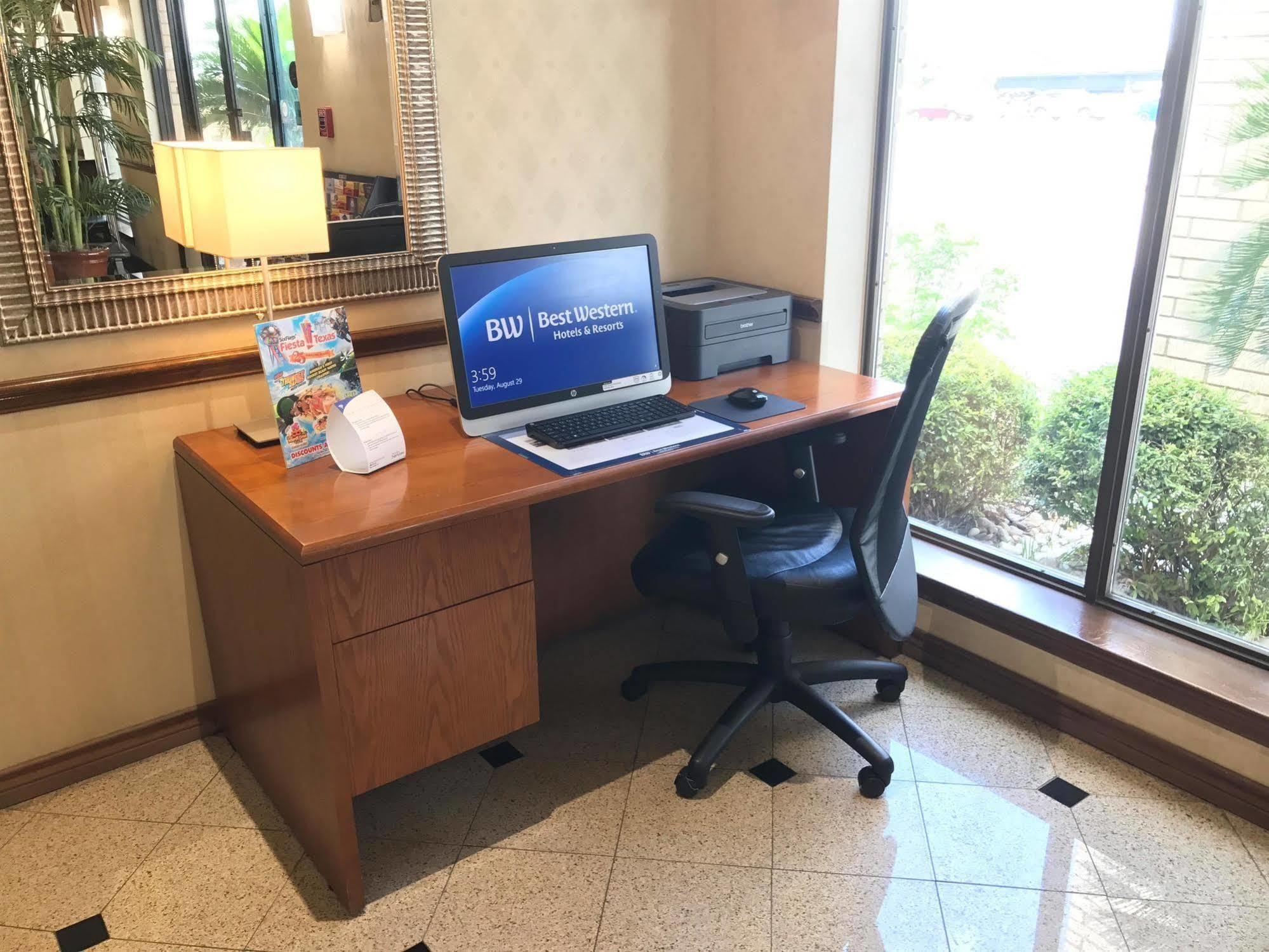 Best Western Near Lackland Afb Seaworld San Antonio Dış mekan fotoğraf
