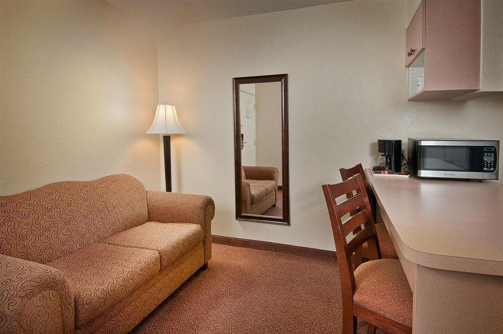 Best Western Near Lackland Afb Seaworld San Antonio Oda fotoğraf
